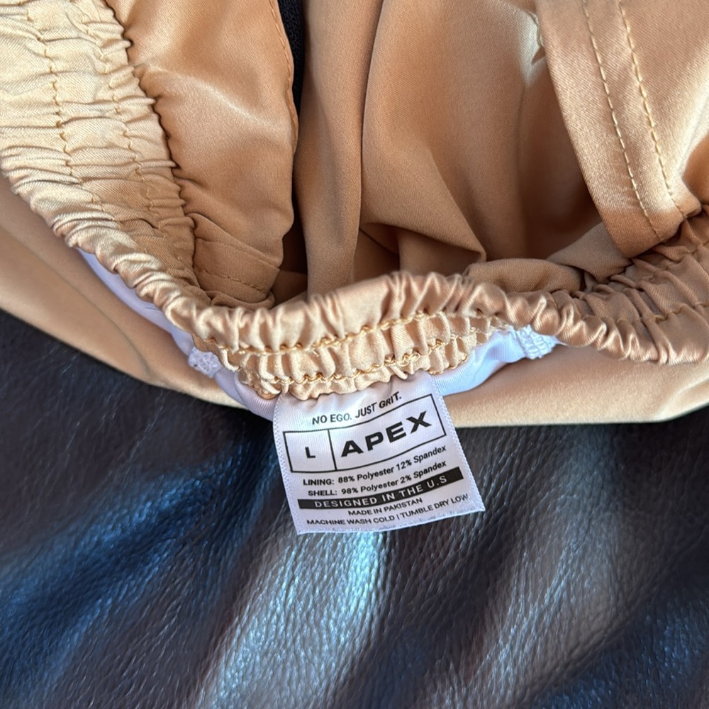 Apex 5inch workout shorts with liner - Picture 3 of 3
